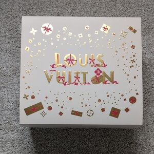 Louis Vuitton 2023 Holiday Box Cover
